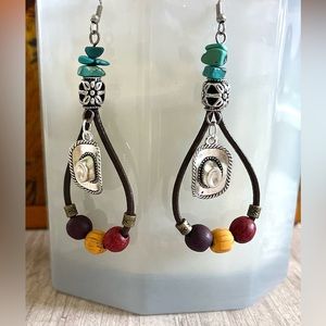 Cowboy Hat Charm earrings, turquoise natural stones and leather dangle Earrings
